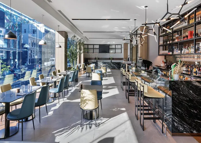 Hotel Grand Chancellor Auckland